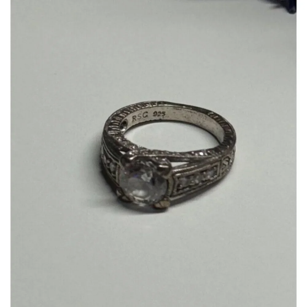 925 STERLING SILVER CZ RING SIZE 6